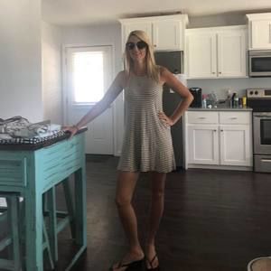 Meet your Posher, Nicole